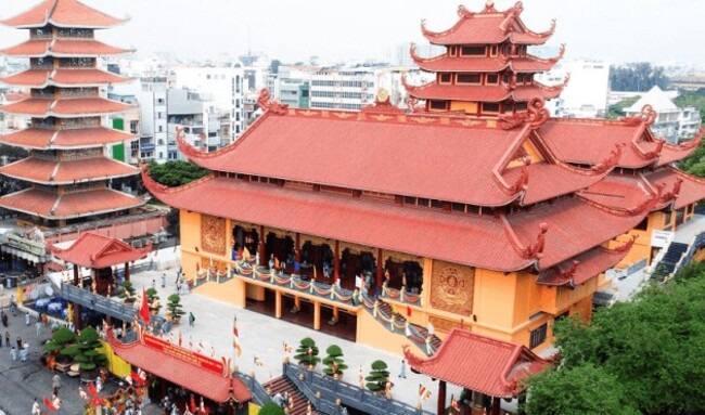 Top 10 ngôi chùa ở Sài Gòn linh thiêng và đẹp nhất